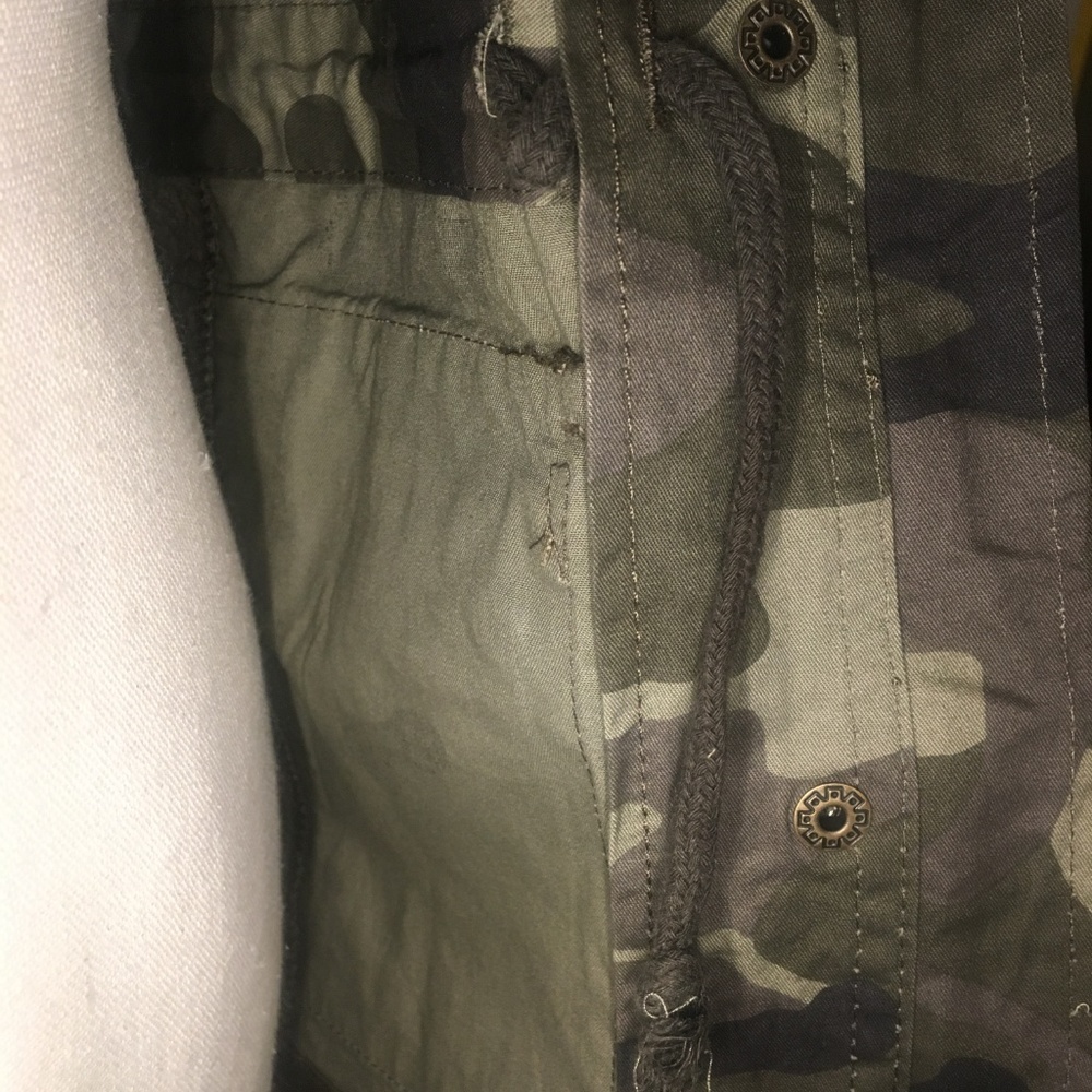Love Tree Camouflage coat - Picture 6 of 8